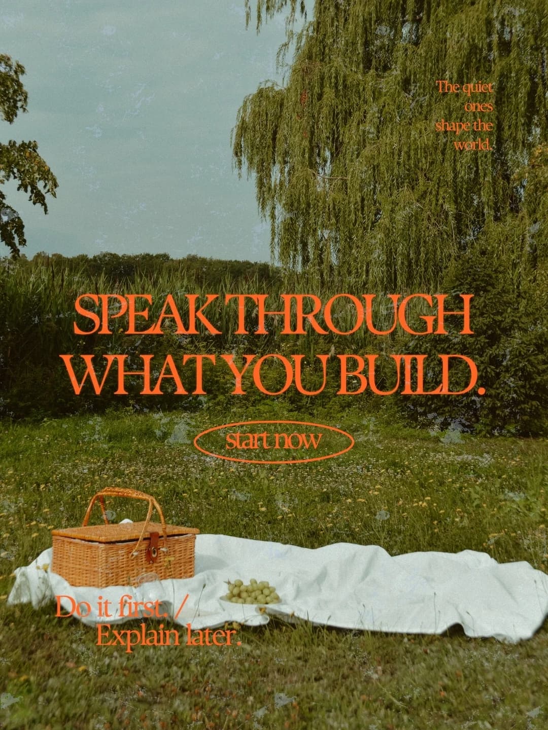 Instagram-Beitrag von @visuals.of.thoughts: „Speak through what you build.“ in oranger Schrift über einem Picknick mit Korb und weißer Decke unter einer Trauerweide